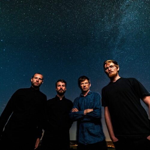 Pjaca od džeza i China Stage: Muzička putovanja od Mediterana do Kalifornije i Kine