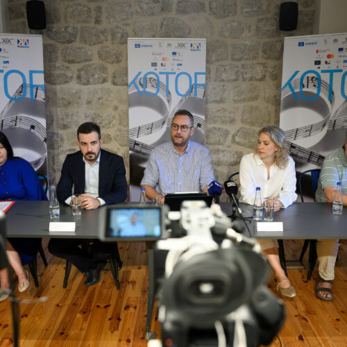 Predstavljen bogat program 25. KotorArt-a: 34 glavna i 28 pratećih programa na 12 lokacija u Kotoru i Boki