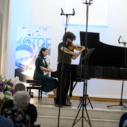 Porodična tradicija oduševila publiku na KotorArtu